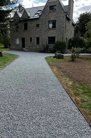 aménagement extérieur à Dol-de-Bretagne - image 2